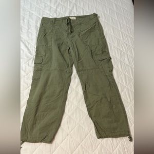 Sanctuary Brand Cargo capri size 29